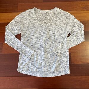 lululemon athletica Heathered Gray Long Sleeve Top
